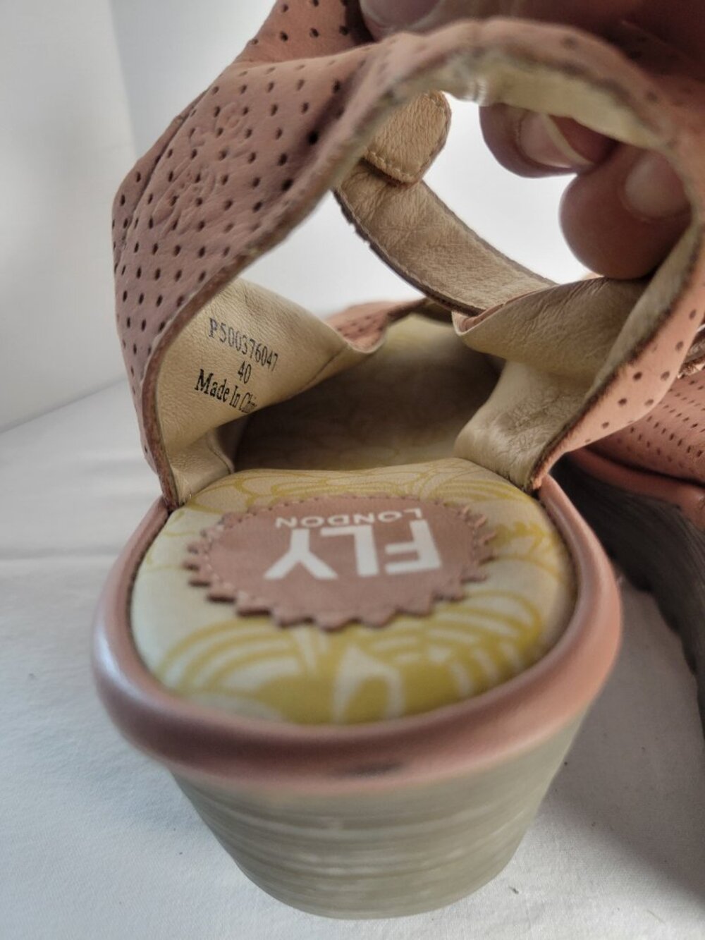FLY London Yake Pink Perforated Leather Wedge Sandals EU 40 (~US 9) - Picture 11 of 16